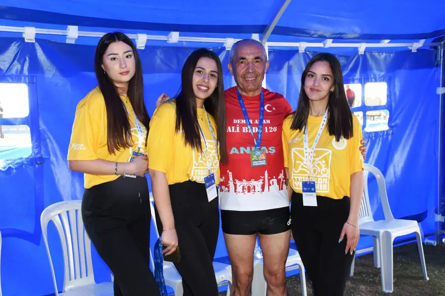 73 yaşındaki Demir Adam, 24 saatte 2 birincilik aldı 4 73 yaşındaki Demir Adam, 24 saatte 2 birincilik aldı 4