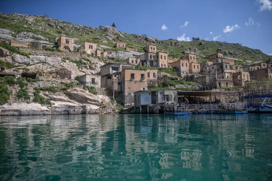 halfeti, rumkale, birecik baraj gölü, savaşan köyü, halfeti tekne turu, şanlıurfa gezilecek yerler 18