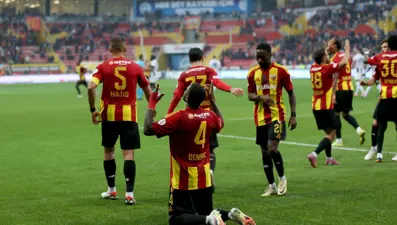 Kayserispor, ilk galibiyetini 11. haftada aldı: 3 puan 3 golle geldi