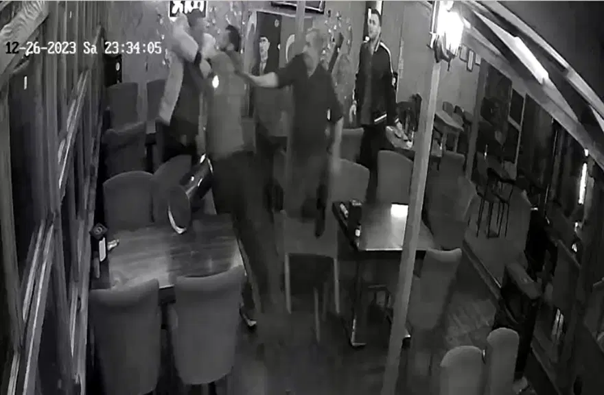 Kafedeki yüksek ses tartışması cinayetle bitti Kafedeki yüksek ses tartışması cinayetle bitti