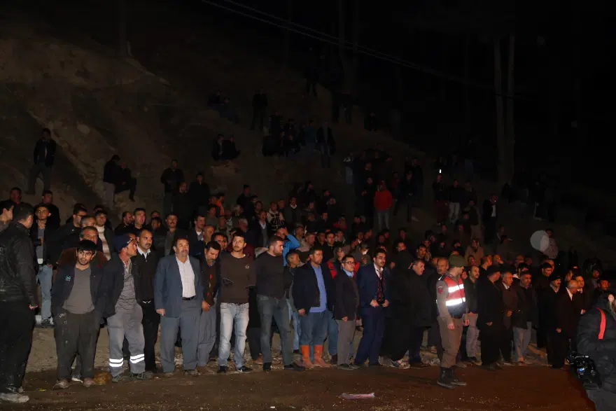 Adana'da yangın: 12 kişi hayatını kaybetti 33