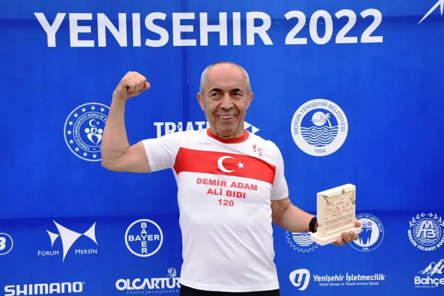 73 yaşındaki Demir Adam, 24 saatte 2 birincilik aldı 73 yaşındaki Demir Adam, 24 saatte 2 birincilik aldı