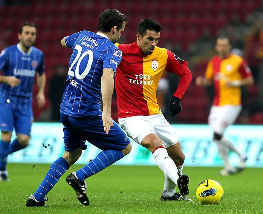 Galatasaray 9'da 9 yaptı 1 Galatasaray 9'da 9 yaptı 1