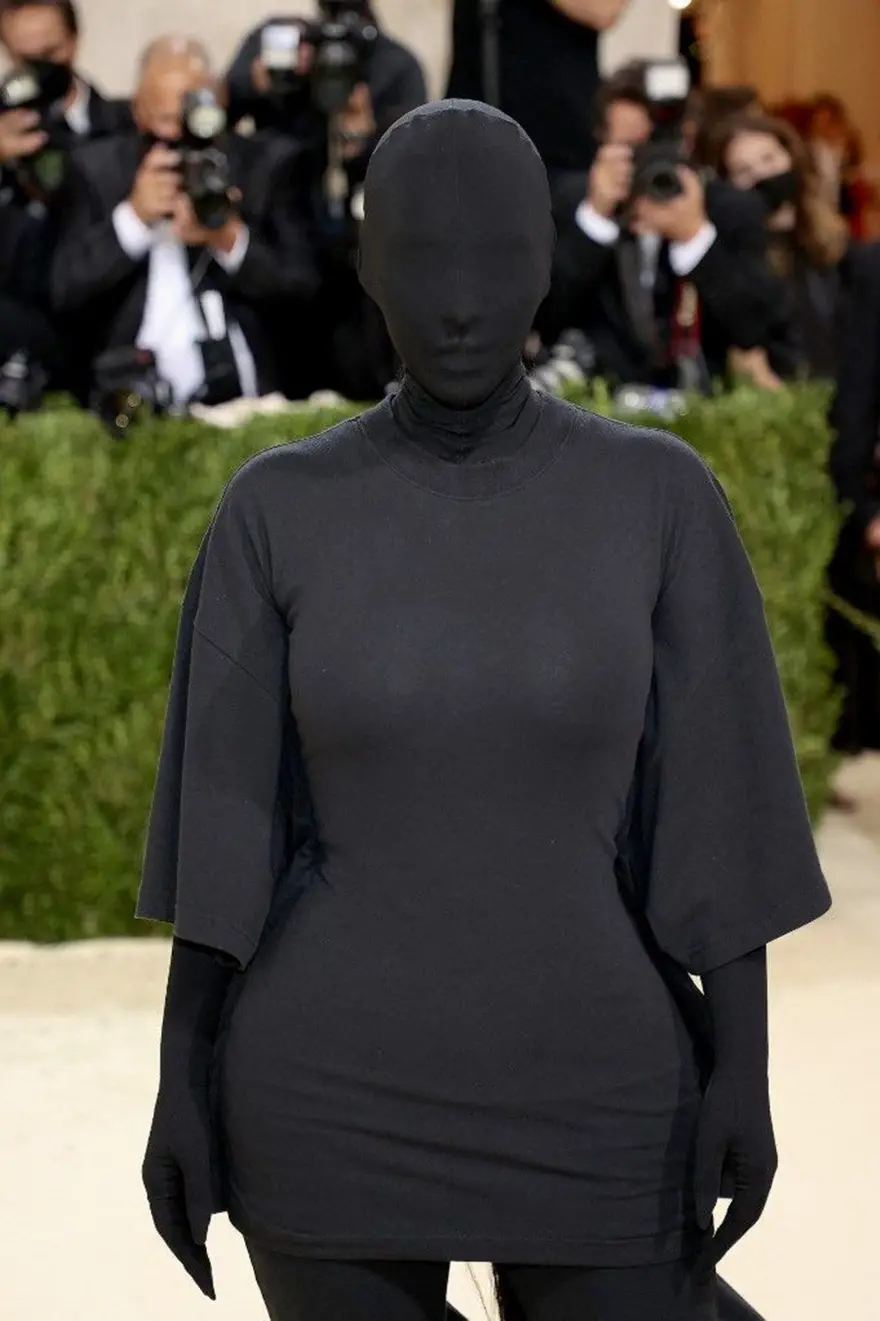 Kim Kardashian Met Gala kostümünü savundu 