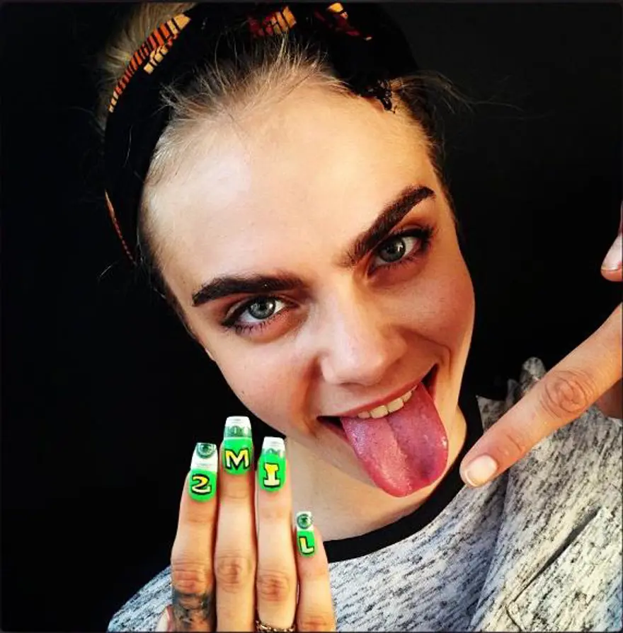 Güzelliğini anneannesinden almış 5