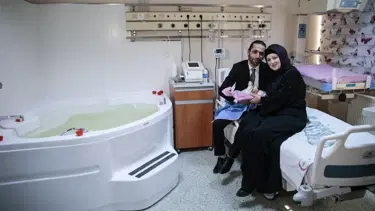 Kanadalı anne suda doğum için Türkiye'yi seçti