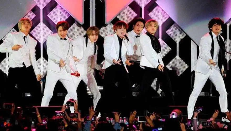 BTS'in iki üyesi daha corona virüse yakalandı 4 BTS'in iki üyesi daha corona virüse yakalandı 4