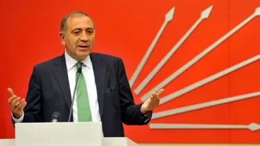 'AK Parti kongresi Madonna konseri gibiydi'