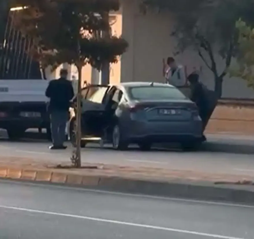 Okul müdürüne pusu: 17 yaşındaki kantinci çocuklarının yanında vurup kaçtı 1