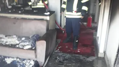 Mersin’de 14katlı binada yangın