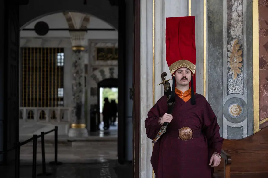 Topkapı Sarayı'nda yeni dönem: Jandarmalar, "silahtar" oldu 11