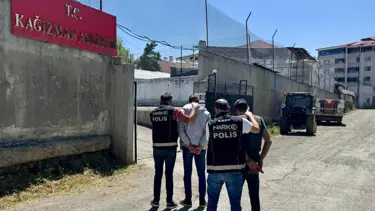 Kars'ta uyuşturucu operasyonu: 2 kişi tutuklandı