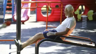 Uzun süre hareketsizliğin ardından kontrolsüz spor stres kırığına neden olabiliyor