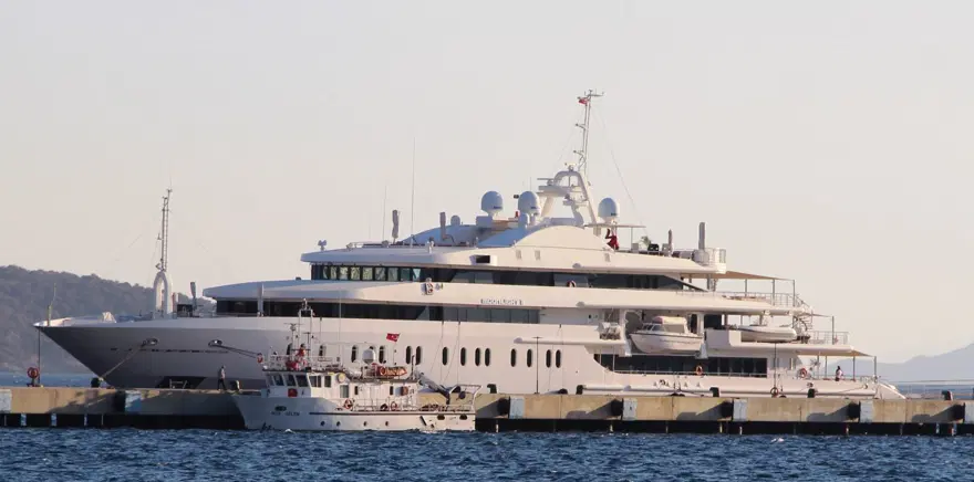 Yüzen saray Bodrum'a demir attı: Günlük kirası 110 bin lira 2