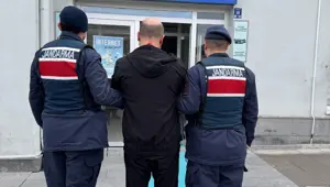9 ayrı suçtan aranan kişi yakalandı 9 ayrı suçtan aranan kişi yakalandı