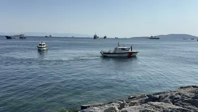 Kartal'da denizde kaybolan kişi aranıyor