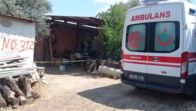 Tartıştığı oğlunu öldürüp intihar etti