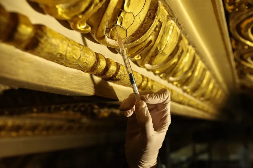 Dolmabahçe Sarayı Süfera Salonu'nun restorasyonu devam ediyor 10 Dolmabahçe Sarayı Süfera Salonu'nun restorasyonu devam ediyor 10