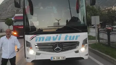 Amasya’da yolcu otobüsü yayaya çarptı