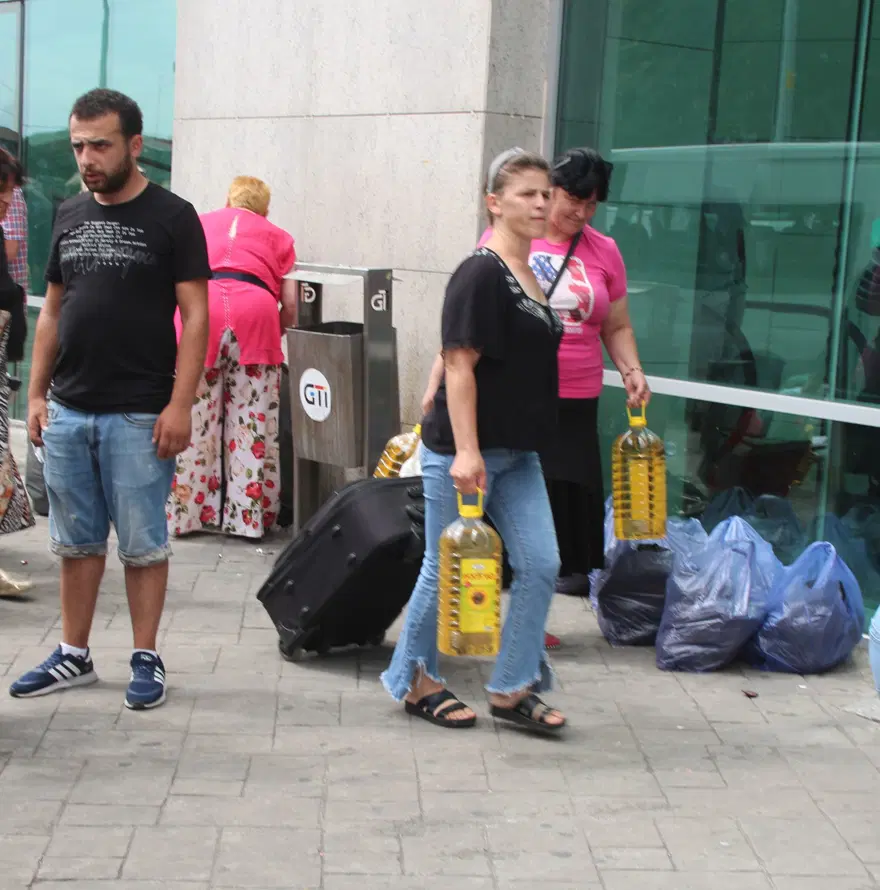 Gürcistan'dan 'yağ' için geliyorlar: Karınca ticareti 6 Gürcistan'dan 'yağ' için geliyorlar: Karınca ticareti 6