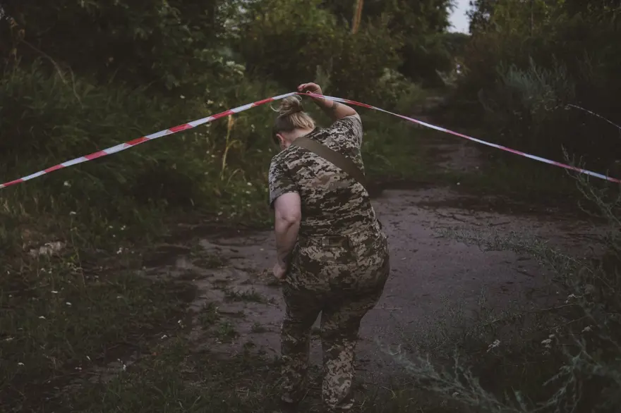 Ukraynalı kadınlar cephede görev almak için hazırlık yapıyor 15 Ukraynalı kadınlar cephede görev almak için hazırlık yapıyor 15