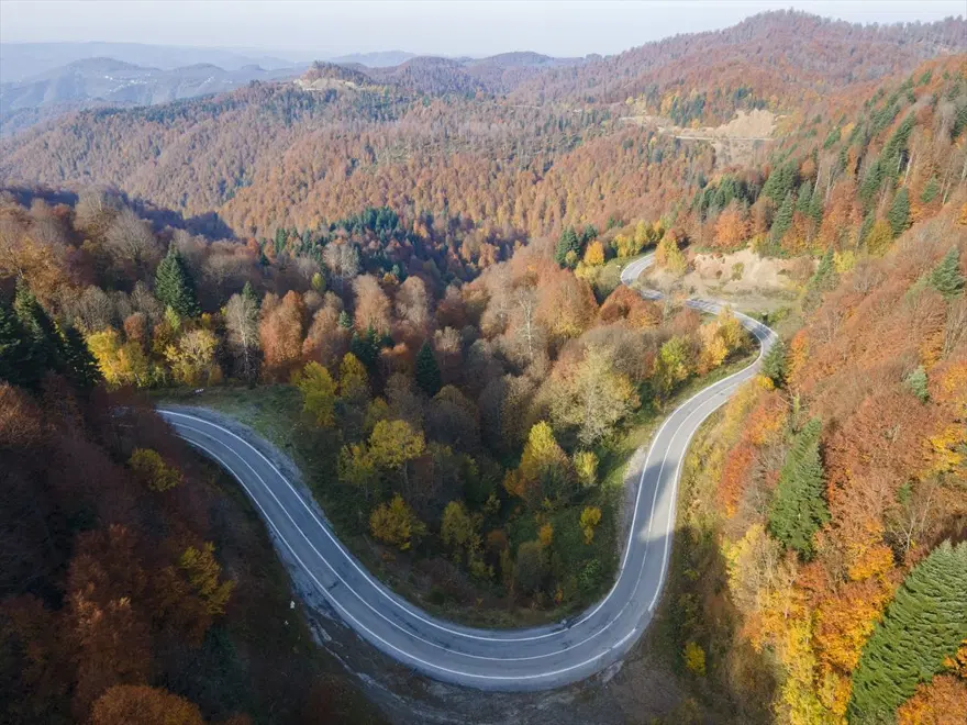 Eşsiz manzara eşliğinde yolculuk şansı: Çam Dağı 4