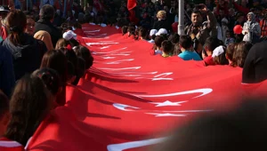Siyasilerden Cumhuriyet Bayramı mesajları: "Gururla kutluyoruz" Siyasilerden Cumhuriyet Bayramı mesajları: "Gururla kutluyoruz"