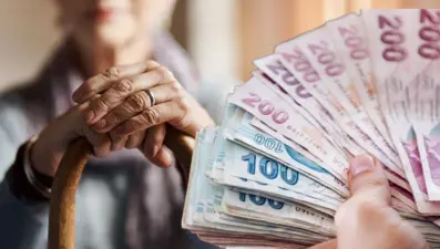 Emekli promosyonunda bankalarda yarış kızıştı! Emeklilere 24 bin liraya varan promosyon fırsatı (Hangi banka, ne kadar promosyon veriyor?)