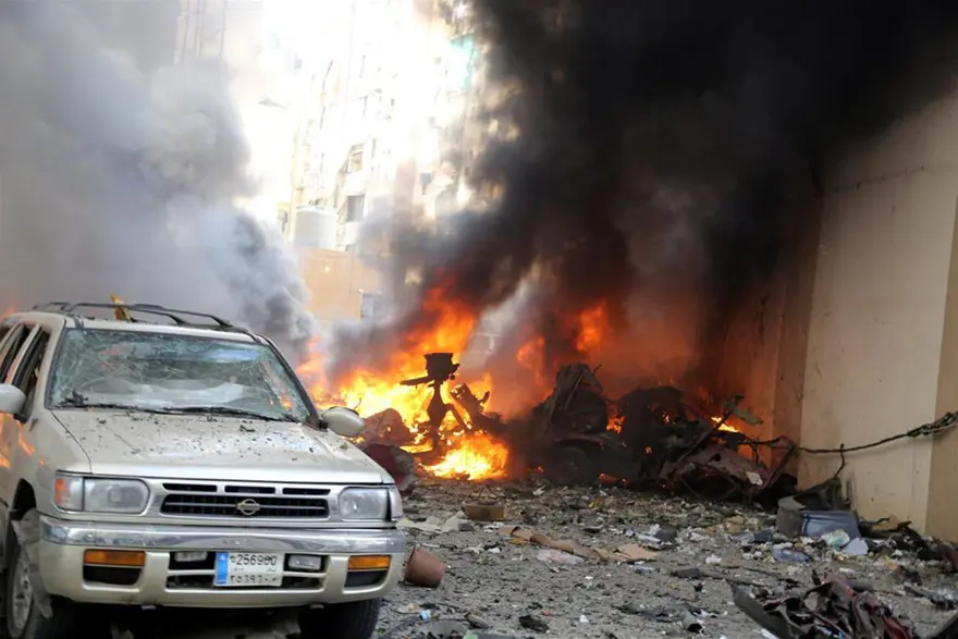 Hizbullah'ın kalesine bombalı saldırı 3 Hizbullah'ın kalesine bombalı saldırı 3