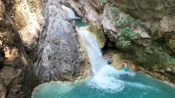 Sıcaklık 40 dereceye çıktı: Serinlemek isteyen oraya koştu