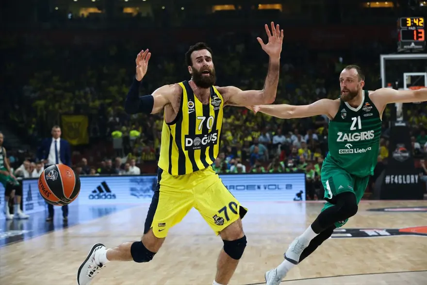 Fenerbahçe Doğuş finalde (Fenerbahçe Doğuş-Real Madrid) 6