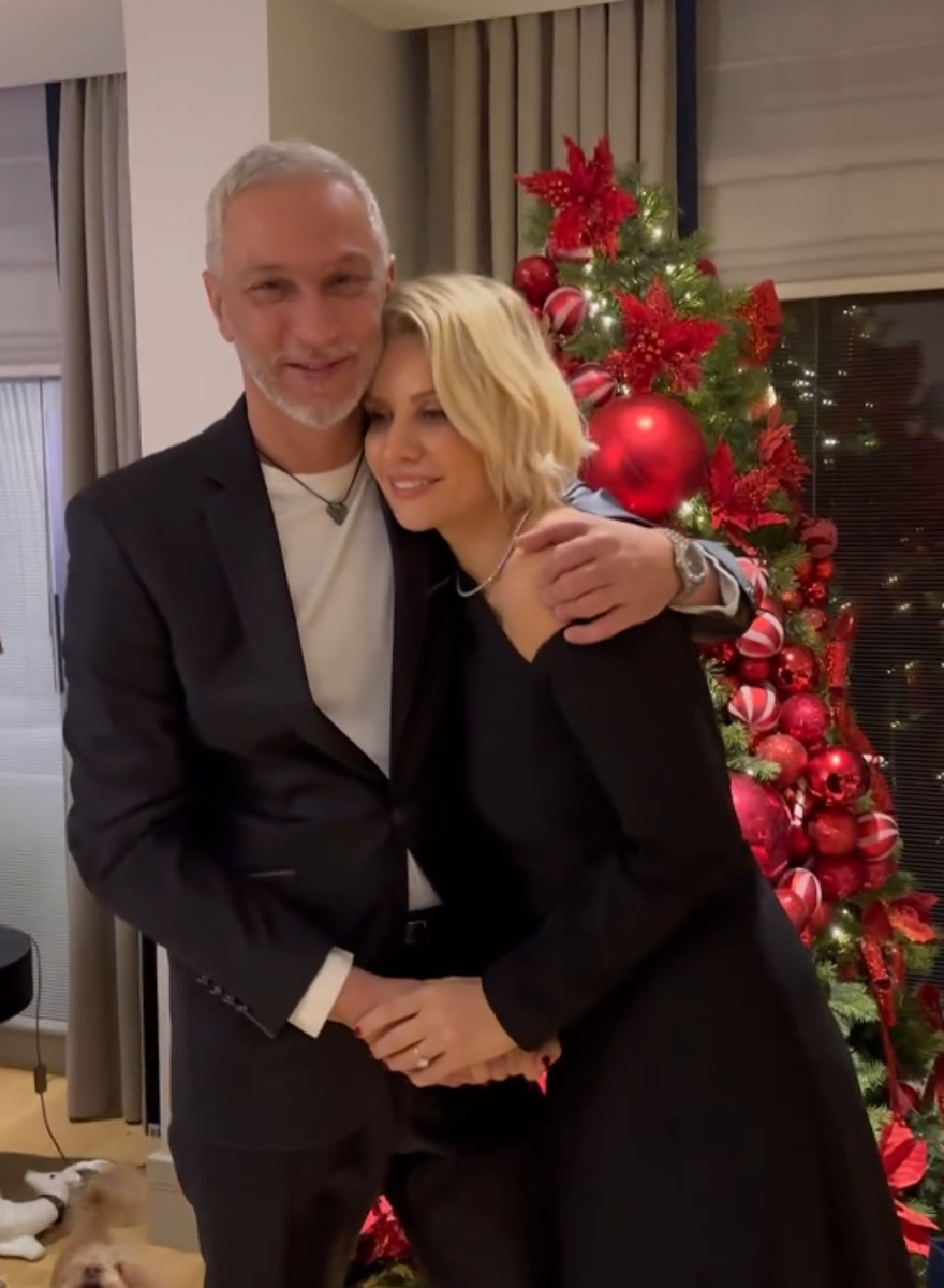 Ünlü isimlerden Sevgililer Günü paylaşımları 5