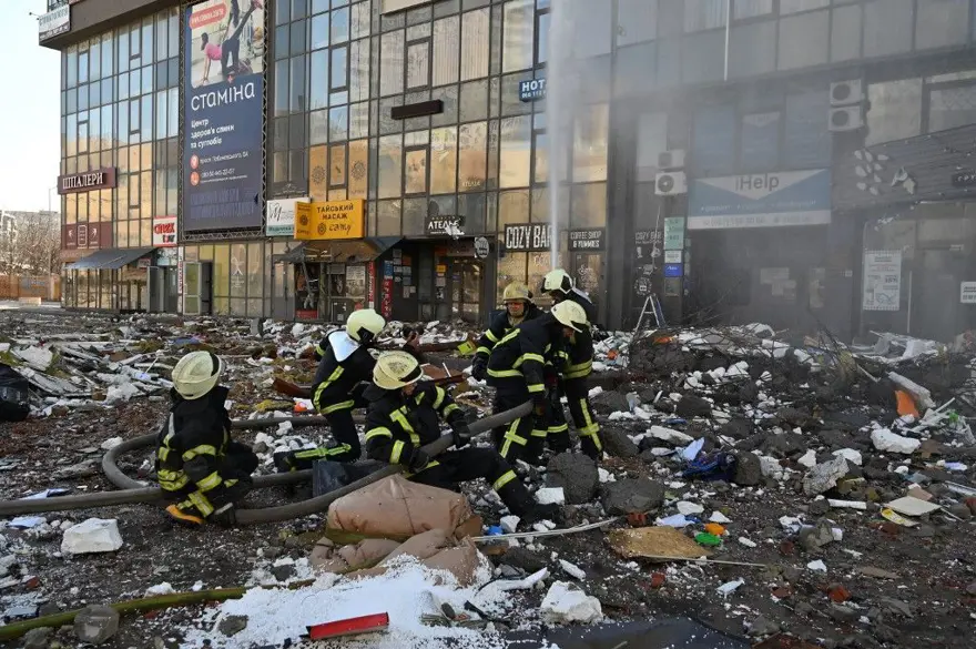Rusya'nın saldırısının 3. gününde Ukrayna'dan fotoğraflar 2