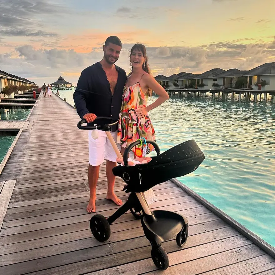 Yıldız Çağrı Atiksoy'dan kızıyla yeni poz: Zaman durdu 2 Yıldız Çağrı Atiksoy'dan kızıyla yeni poz: Zaman durdu 2