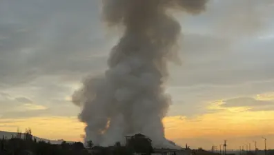 İzmir'de çöp aktarma noktasında yangın