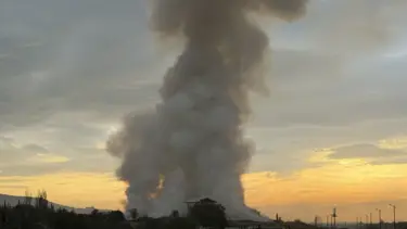 İzmir'de çöp aktarma noktasında yangın