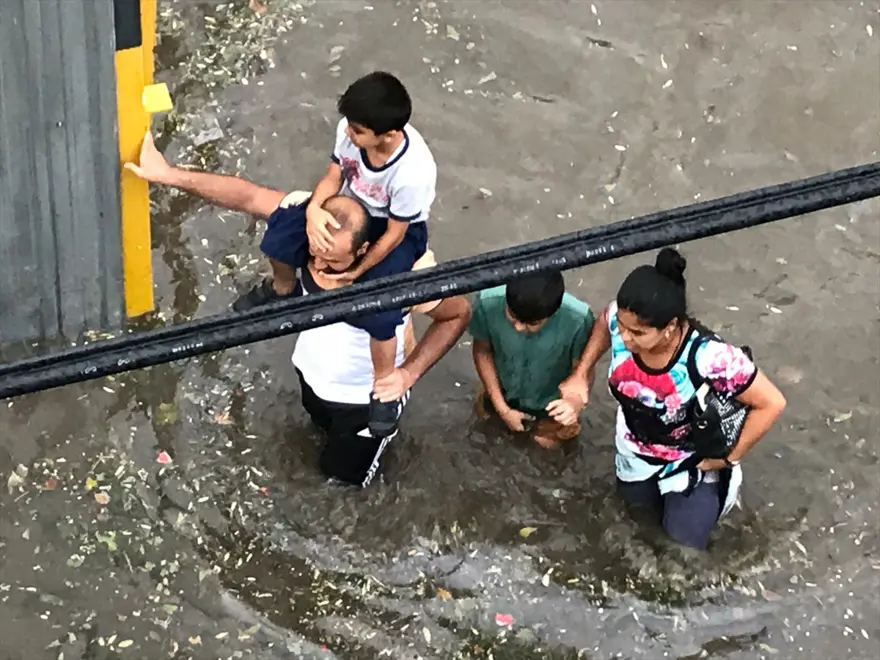 İstanbul'da etkili yağış (20 dakikalık kabus) 83