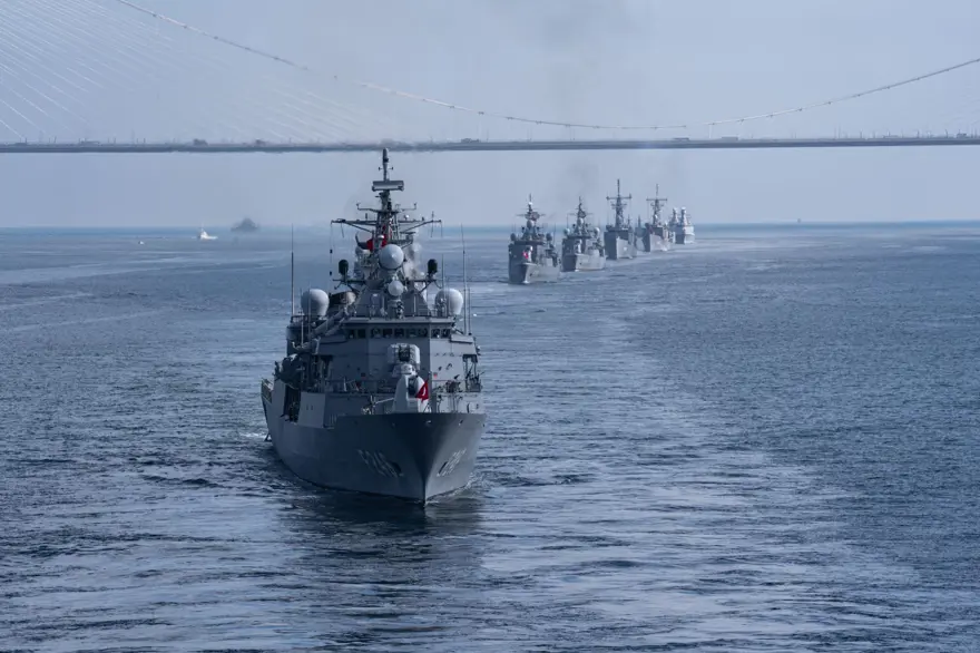 Preveze Deniz Zaferi’nin 486’ncı yıl dönümü: Türk donanmasından İstanbul Boğazı’nda geçit töreni 5