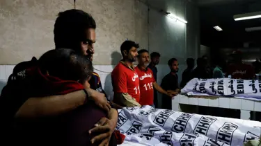 Pakistan'da "bedava yemek" izdihamı: 11 ölü