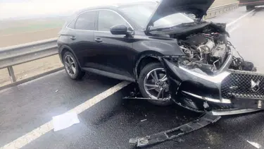 Kayganlaşan yol kazaları beraberinde getirdi: 1 yaralı