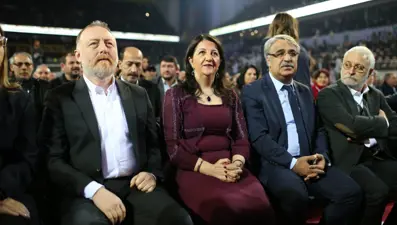 HDP'nin yeni Eş Genel Başkanları Pervin Buldan ve Mithat Sancar oldu