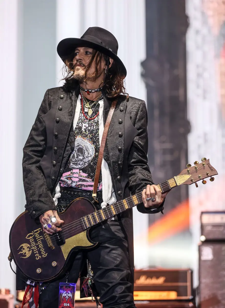 Johnny Depp'li Hollywood Vampires grubu İstanbul'da konser verdi 20