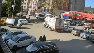 Ordu'da kamyonet ile hafif ticari araç çarpıştı