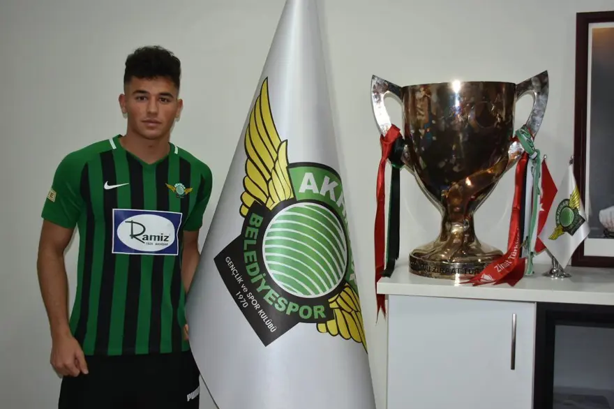 11 bombalı saldırıdan sorumlu tutulan Türk futbolcu Almanya'yı cehenneme çevirdi: Bir dönem Türkiye'de de forma giymişti 5 11 bombalı saldırıdan sorumlu tutulan Türk futbolcu Almanya'yı cehenneme çevirdi: Bir dönem Türkiye'de de forma giymişti 5