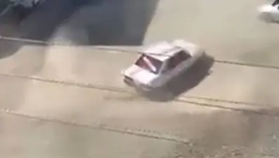 Sokak ortasında drift: Ankara'da sürücü ortalığı birbirine kattı