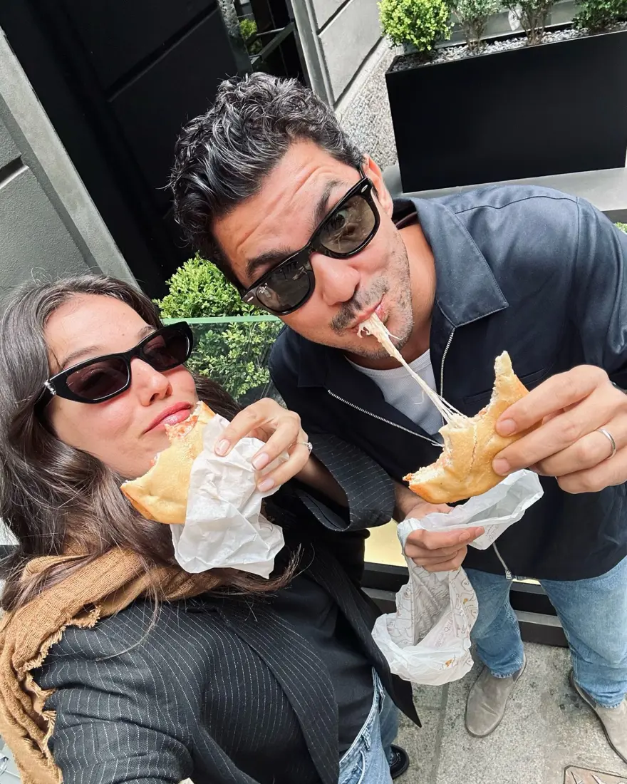 "BİZ ÇOK MUTLUYUZ" 3