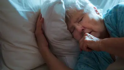 45 yaşındaki kadın sigara bile içmiyordu: Akciğer kanserine yakalandı, tek belirtisi bacaklarındaydı