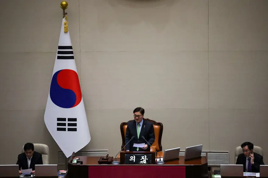 PARLAMENTODAN VETO 1