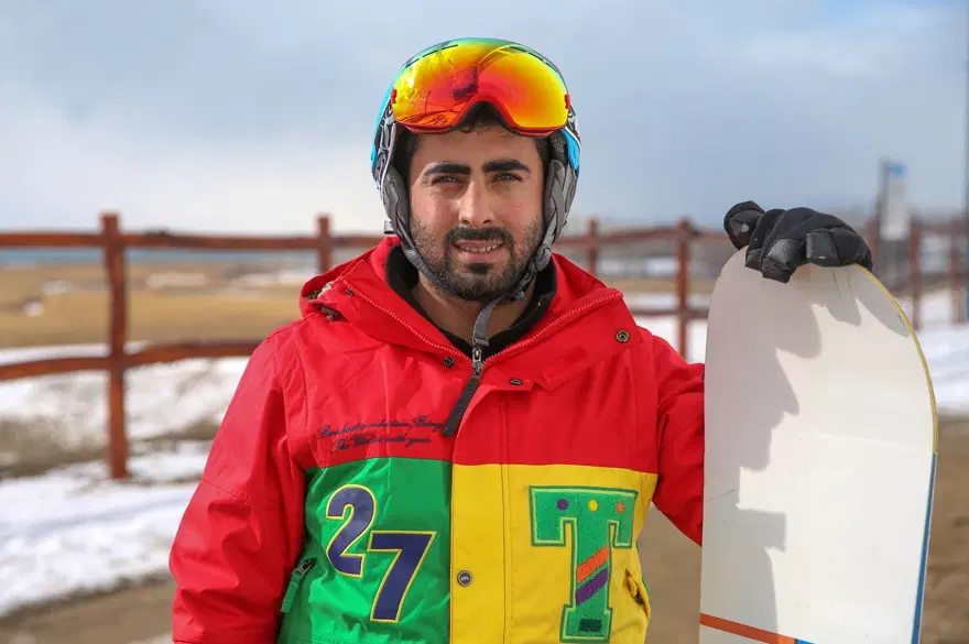 Van'da "Atlı snowboard" heyecanı 19 Van'da "Atlı snowboard" heyecanı 19