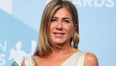 Jennifer Aniston'dan yaşlanmaya karşı ilginç yöntem